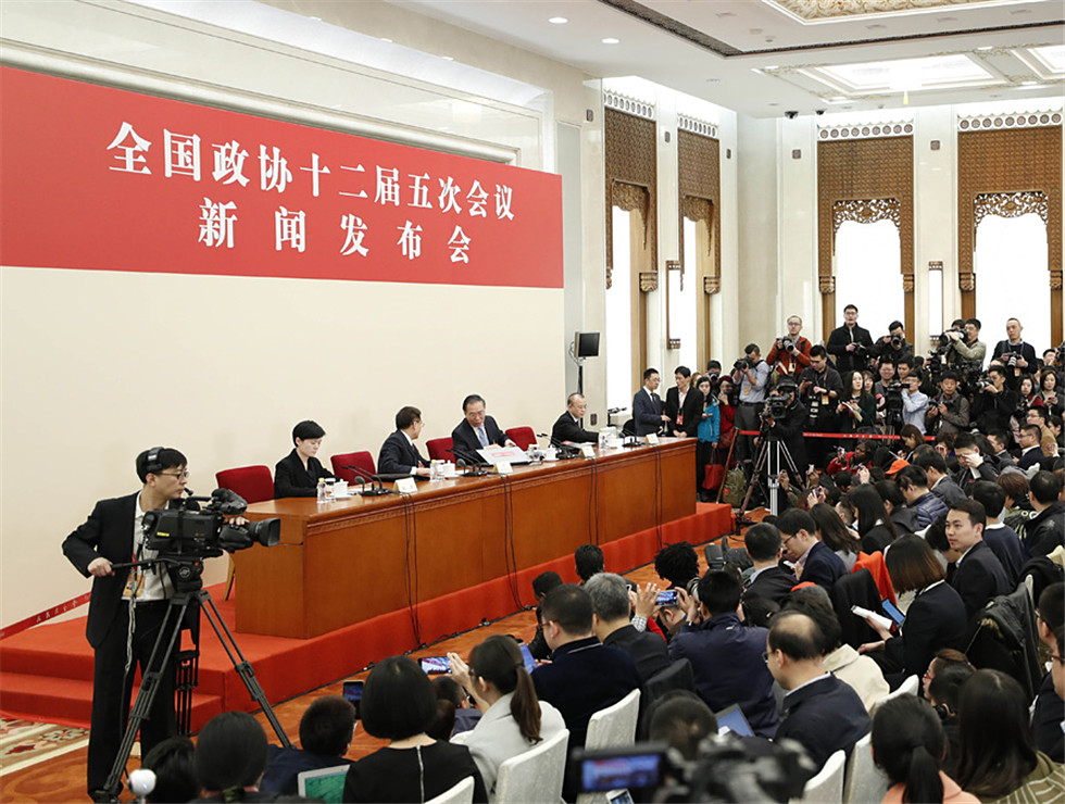 3月2日下午，全國政協十二屆五次會議召開新聞發布會