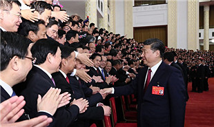 習(xí)近平等領(lǐng)導(dǎo)同志親切會(huì)見出席黨的十九大代表、特邀代表和列席人員