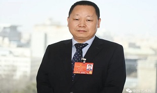 全國人大代表、民進重慶市委會副主委、重慶出版集團副總編輯別必亮