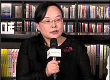 張莉：一部特別有“當(dāng)下感”的作品　　我們今天對(duì)待孩子、愛(ài)情、疫情等等心態(tài)都包含在這個(gè)作品里面。[詳細(xì)]