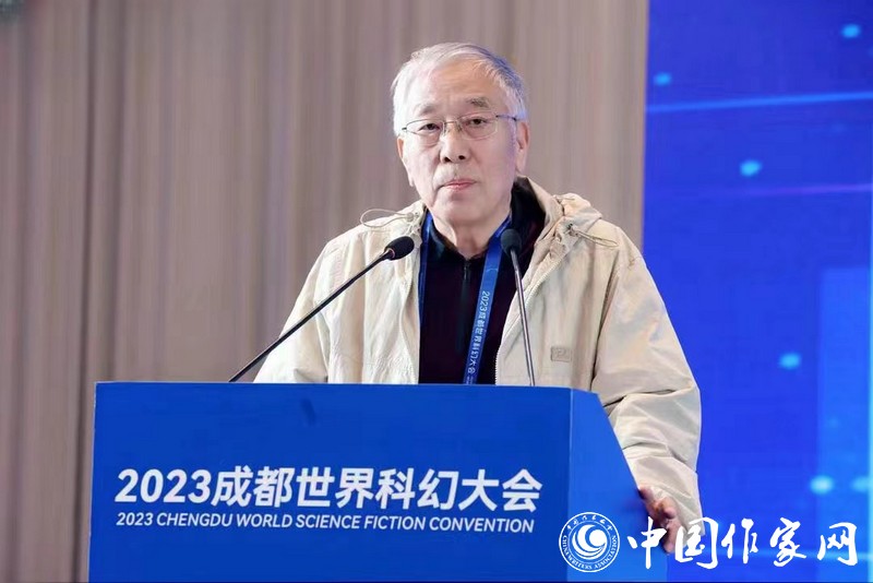 北京元宇科幻未來技術研究院名譽院長、科幻作家王晉康致辭