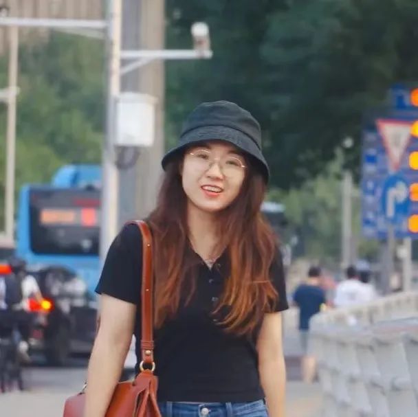 王秋實，中國作協網絡文學中心研究處干部。畢業于北京師范大學文學院、萊頓大學比較文學與文學理論專業，曾在游戲研發行業任七年世界觀、劇情及關卡設計師，多年游戲玩家。目前研究方向為網絡文學產業、網絡文學與游戲文化等。