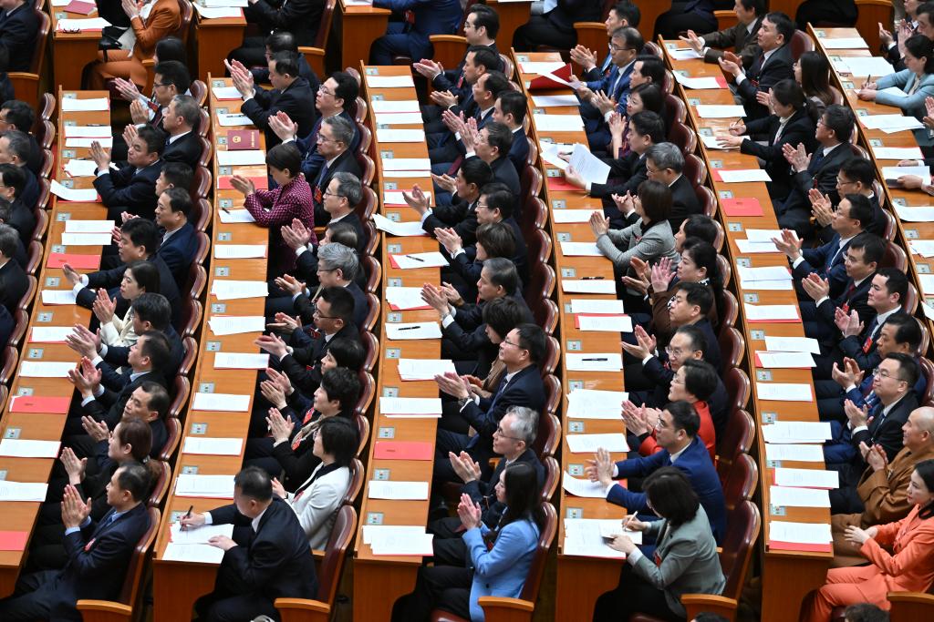 3月11日，第十四屆全國(guó)人民代表大會(huì)第二次會(huì)議在北京人民大會(huì)堂舉行閉幕會(huì)。新華社記者 李鑫 攝
