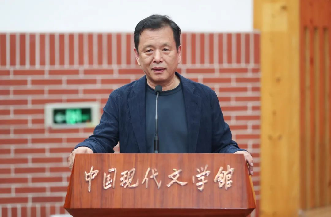 中國作協(xié)黨組成員、副主席、書記處書記李敬澤致辭