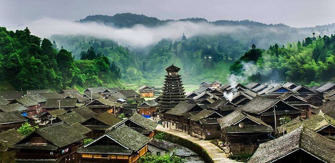 走向光，成為光——略談郭喬的小說(shuō)集《倒帶》