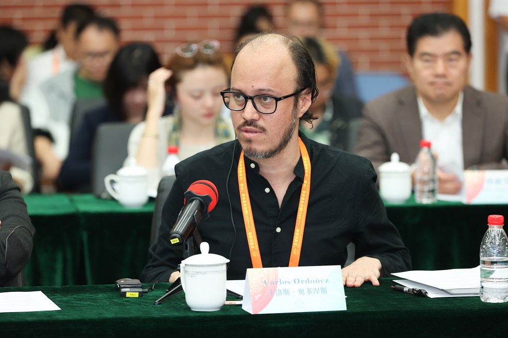 洪都拉斯詩人卡洛斯·奧多涅斯