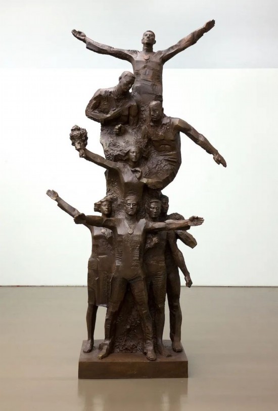 蔣鐵驪《我們奪冠了！》170×330×85cm雕塑 2017年 中華藝術宮（上海美術館）藏